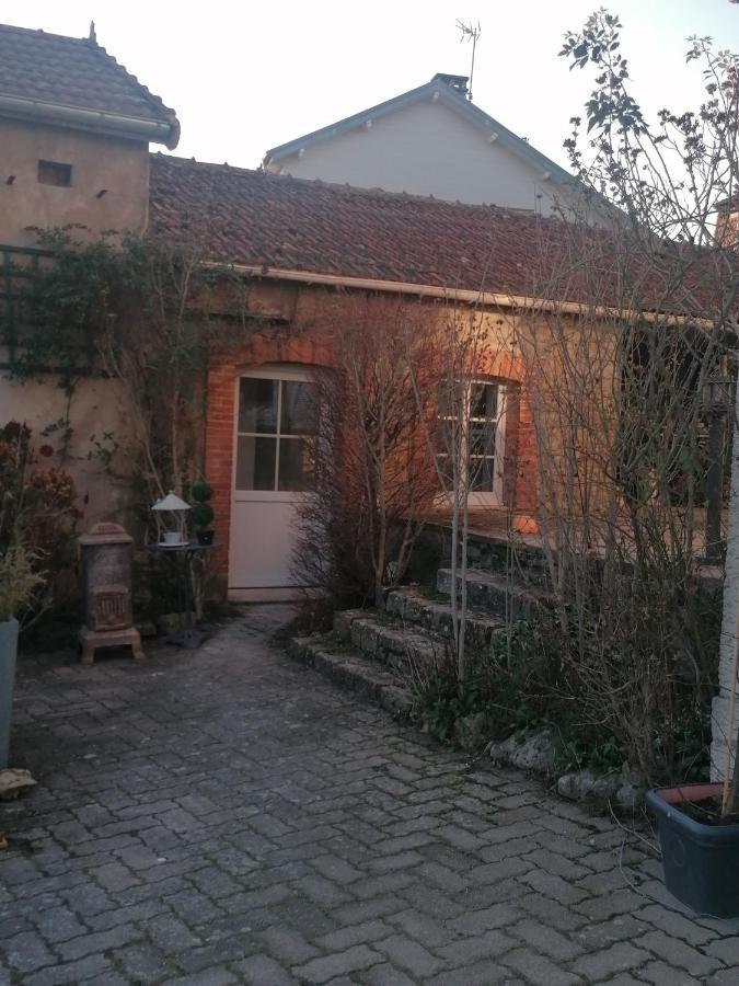 Mini Garni Vendemiaire Daire Vesoul Dış mekan fotoğraf